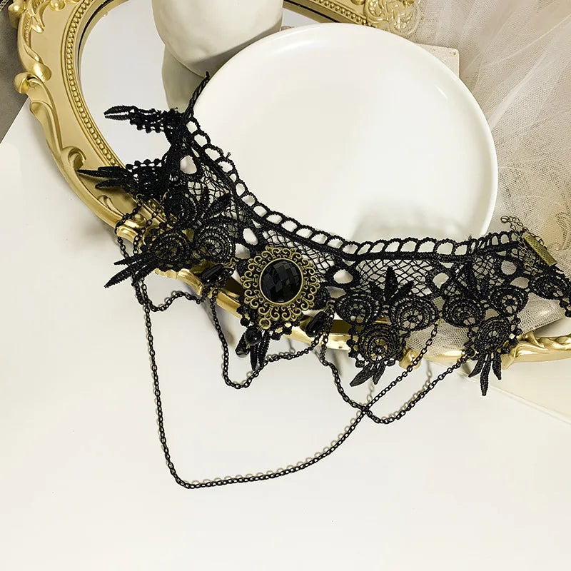 Elegant Rhinestone Choker Necklace