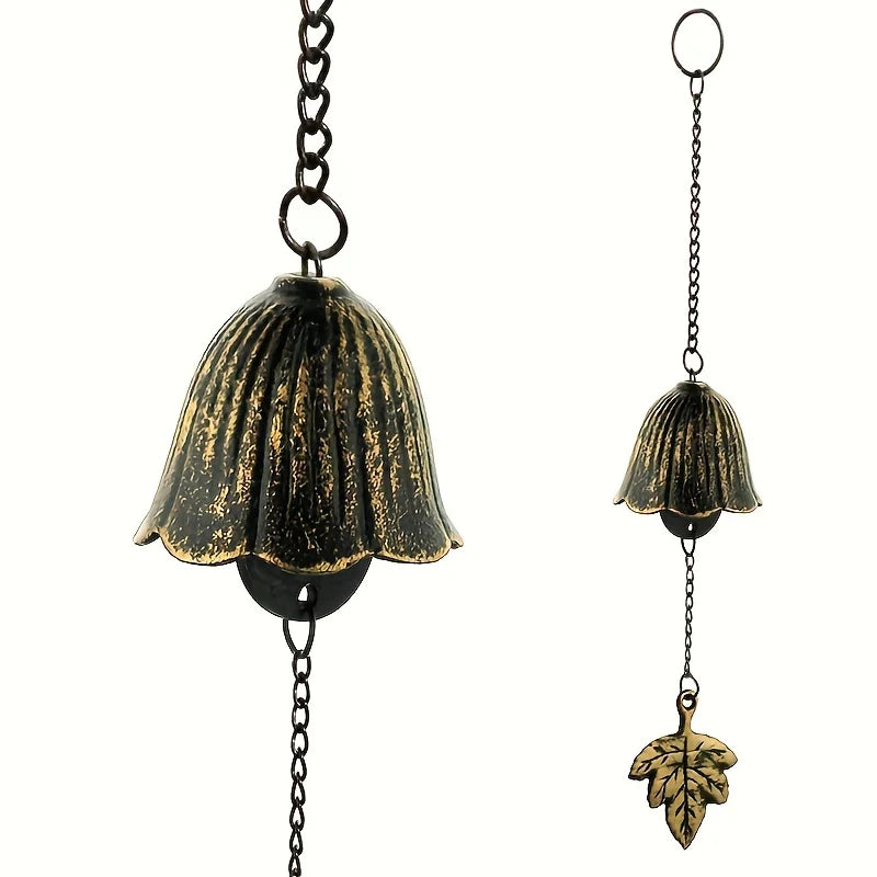 Creative Japanese Cast Iron Wind Chime Hanging Decoration Retro Metal Leaf Bell for Balcony Outdoor Garden