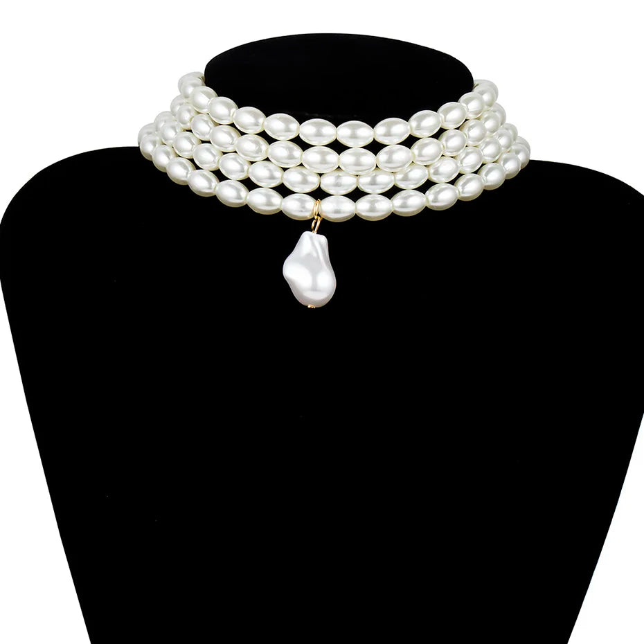 Irregular Pearl Choker Necklace