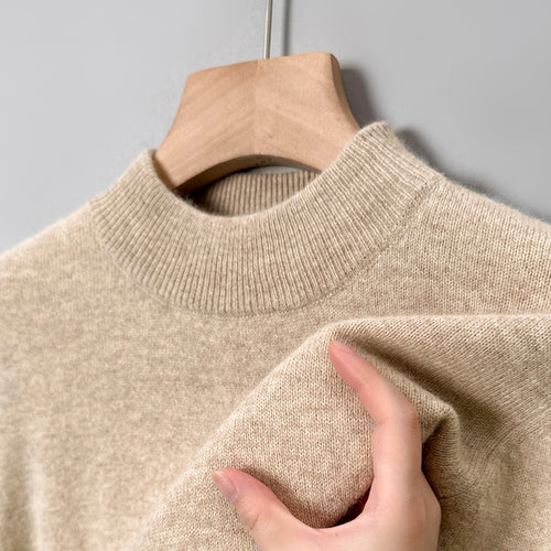 TurtleneckTitan Classic