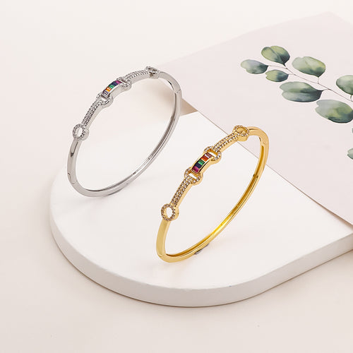 DazzleDock Zircon Bracelet