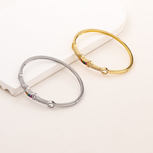 DazzleDock Zircon Bracelet