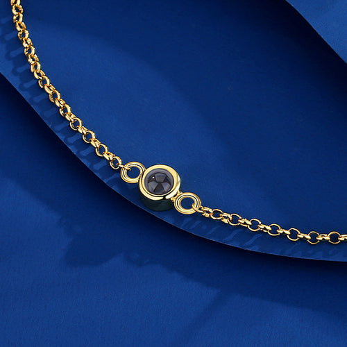 VogueVeil Slim Bracelet